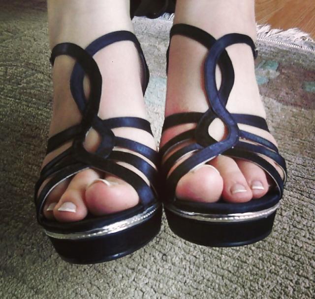 23P Feet, Toes, Shoes