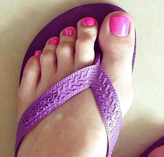 23P Feet, Toes, Shoes