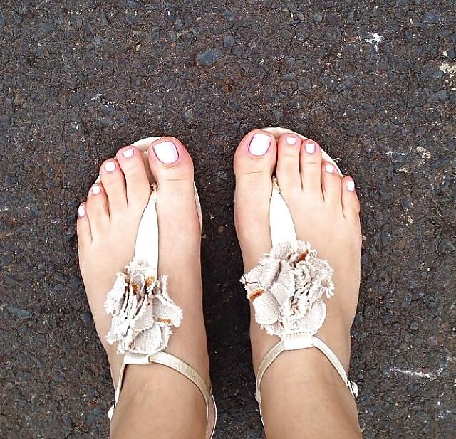 23P Feet, Toes, Shoes