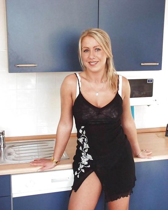 15P Breathtaking mouthwatering milf goddess 