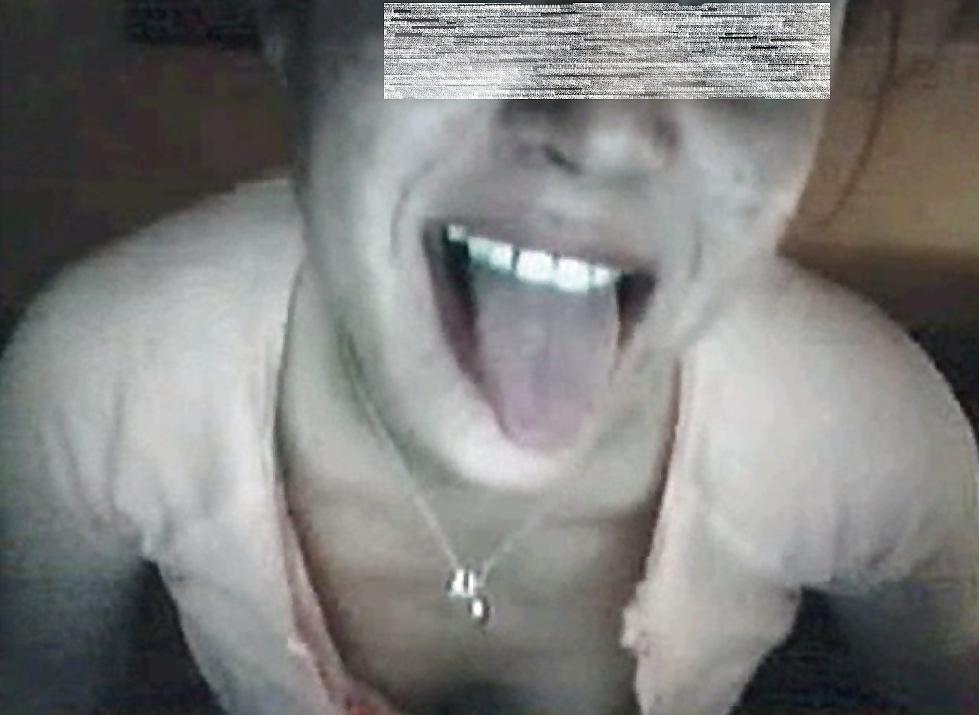 25P French horny brunette bitch on MSN - by GranDBastard 