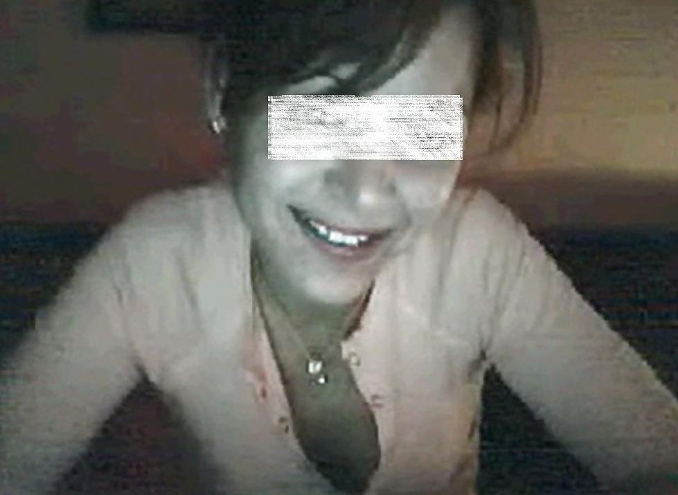 25P French horny brunette bitch on MSN - by GranDBastard 