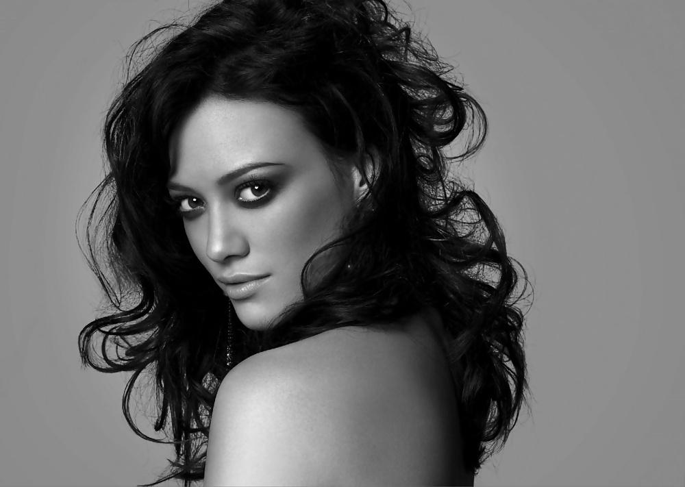 9P Female celebs - Hilary Duff