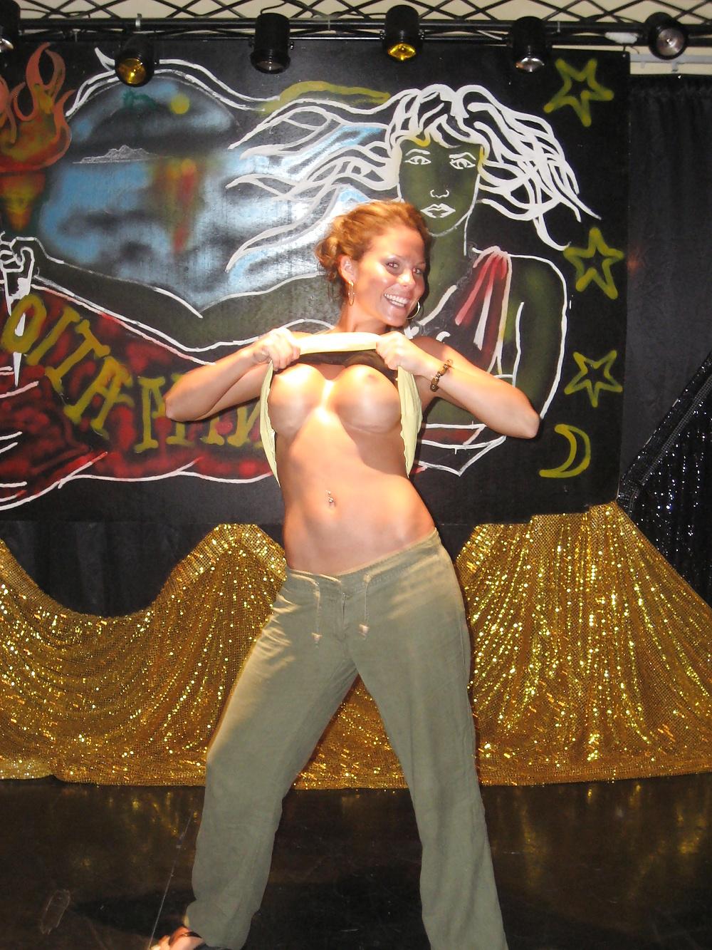 25P Flashing in Public 2