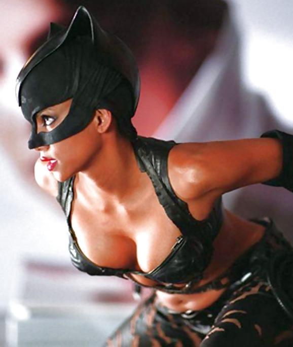 25P Leather Queen Halle Barry Black Goddess