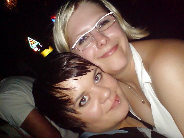 25P AMATEUR BITCH, PARTY PICS  WITH BOYFRIEND AND MY GIRLS