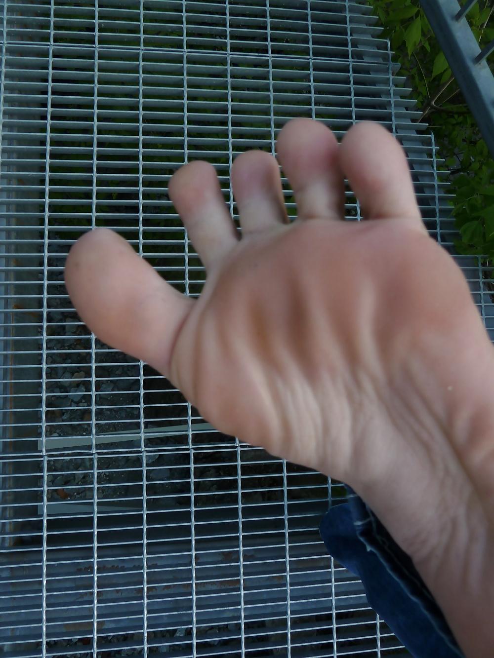 13P Sexy Feet And Toes