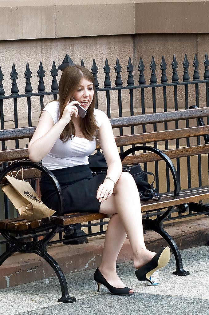 25P June 2014 Sexy Feet and Legs Outdoors