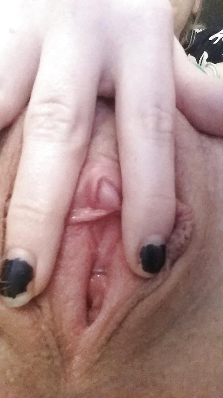 14P Tight juicy pussy 