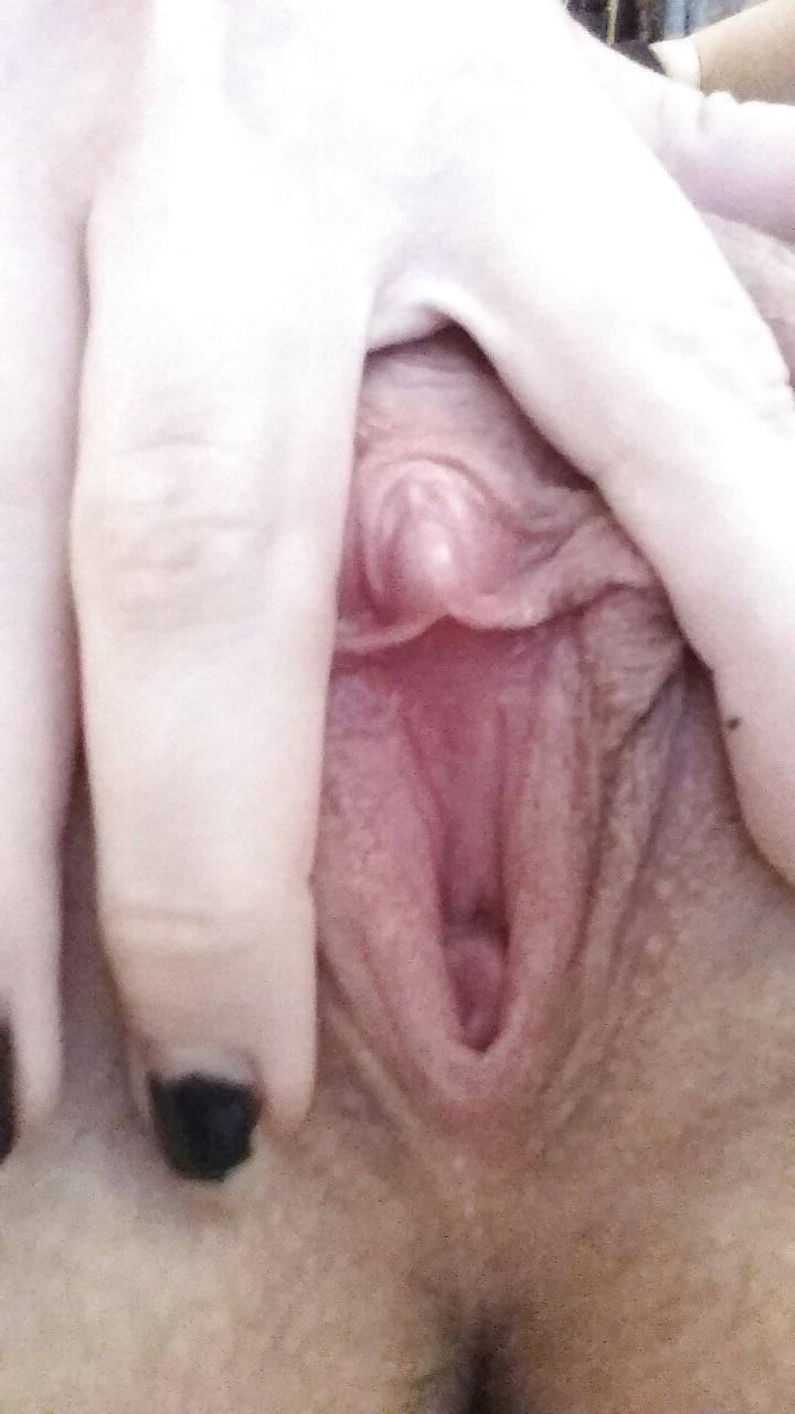 14P Tight juicy pussy 