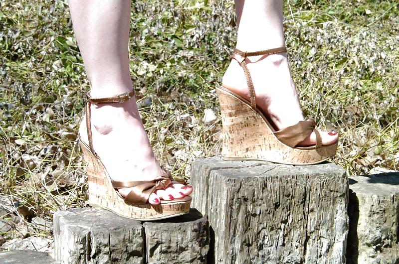 25P Feet and heels