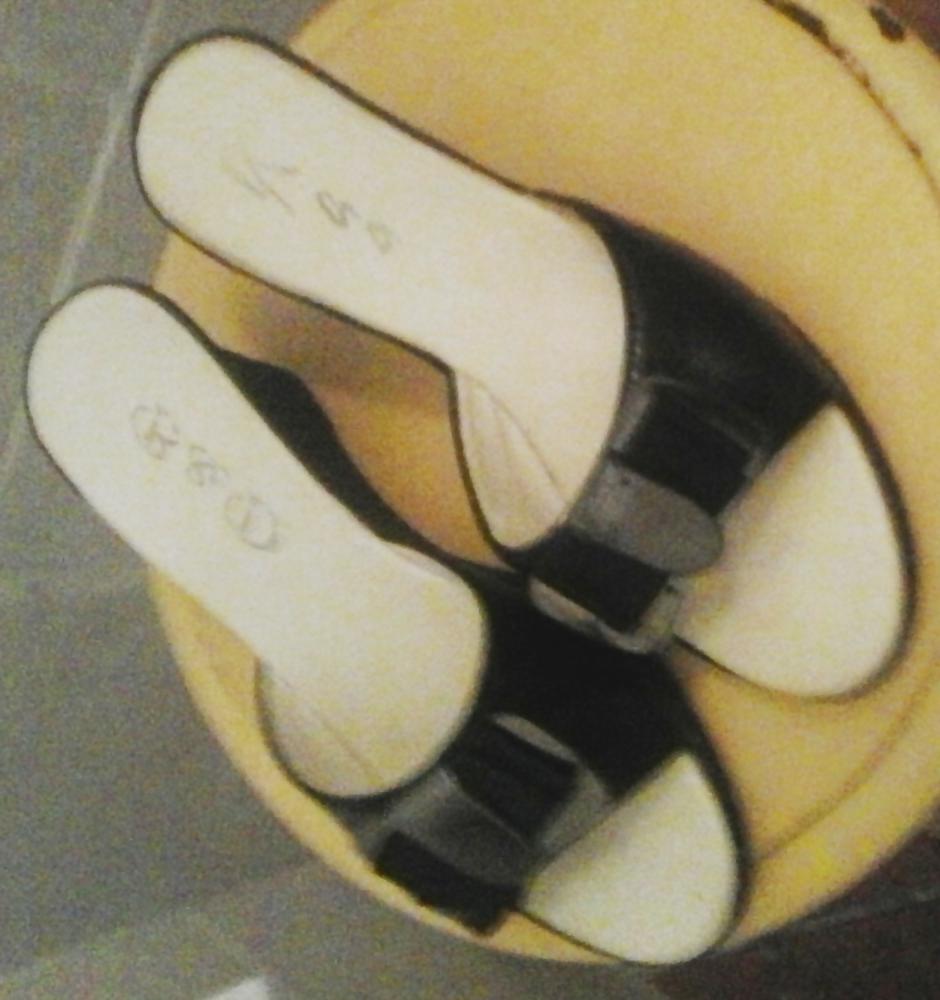 25P Feet and heels