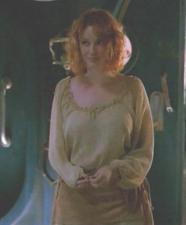 25P Christina hendricks sexy goddess 2