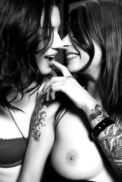 13P Lesbian art pics XIX