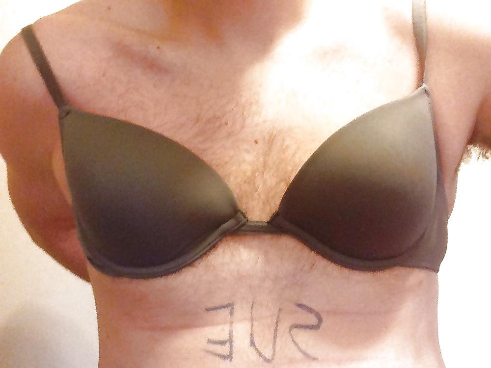 11P Wife is away, Mistress Sue will play