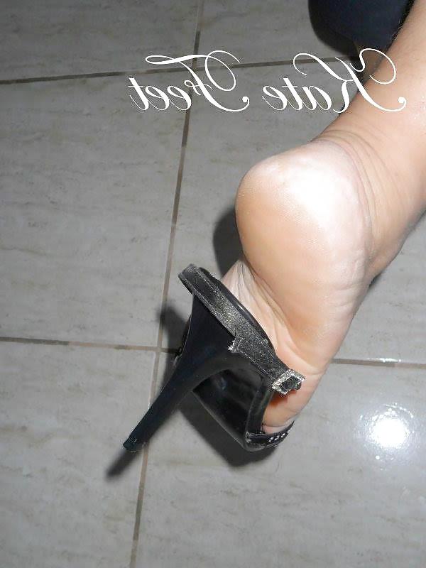 25P Kate Feet =2