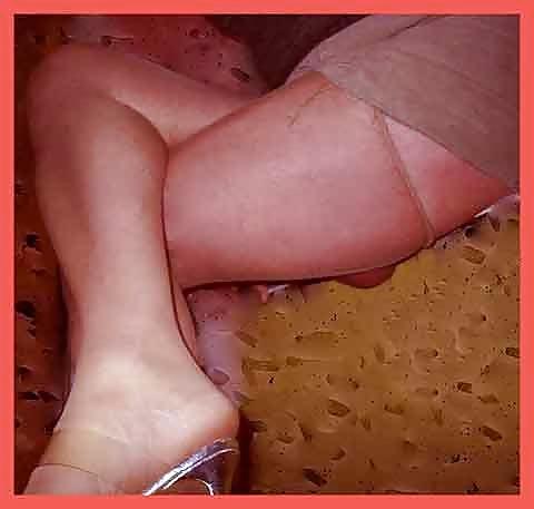 25P Shemale feet