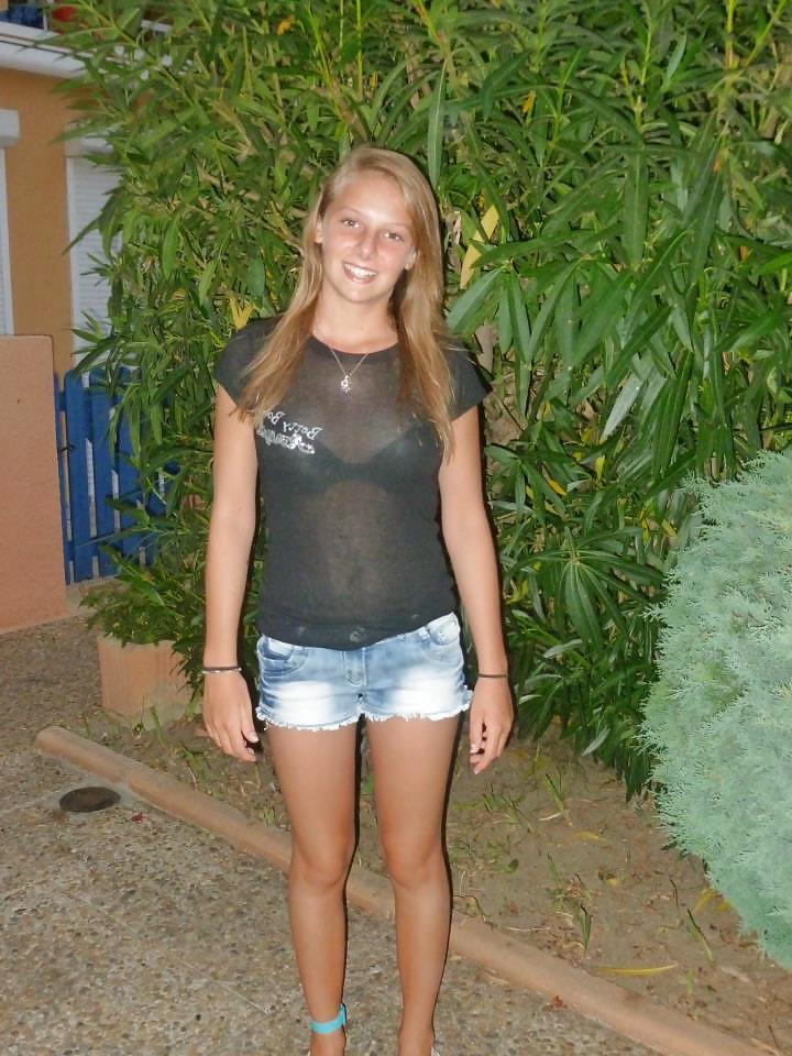 18P Camille la petite bitch