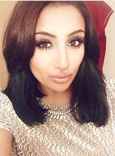 16P Sexy uk british - Indian paki slut for comments