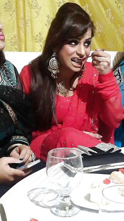 12P Paki Bitch nida a sexy cheap whore