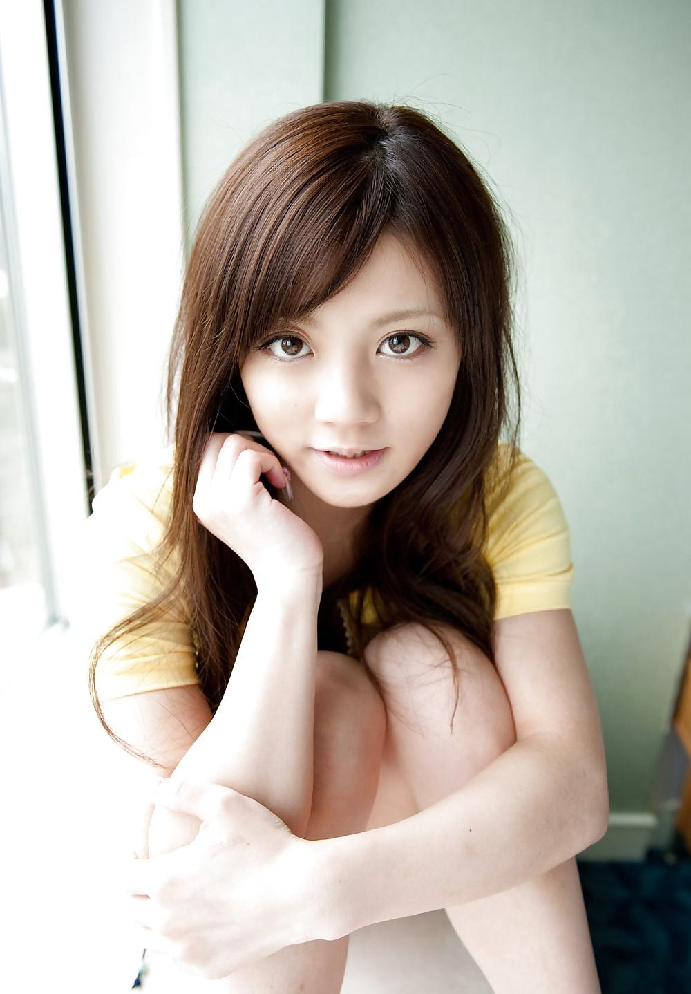 25P Japanese cute pornstars 1