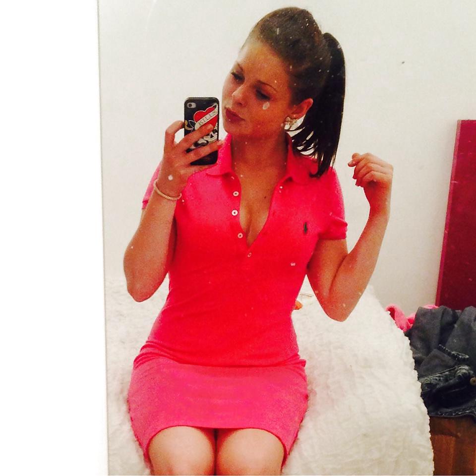 6P Chunky Teen Slut From London