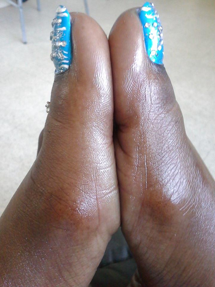 23P Sexy toes