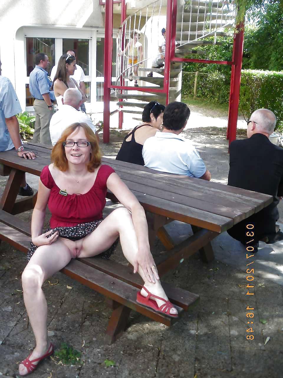 18P Wide and Open in Public -190-