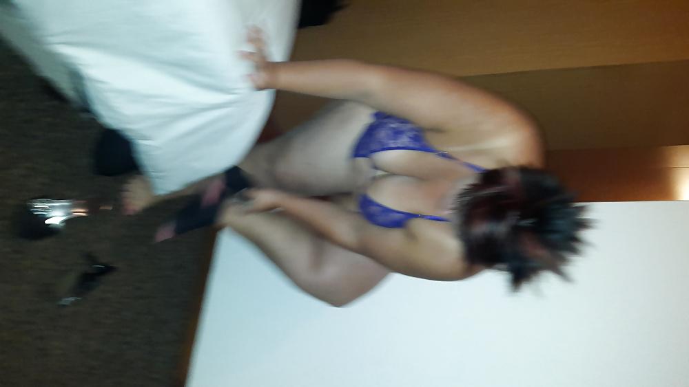 25P Bbw wife in lingerie and heels for bbc