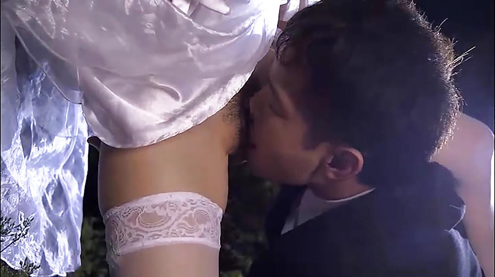 22P Japanese bride fucked in public