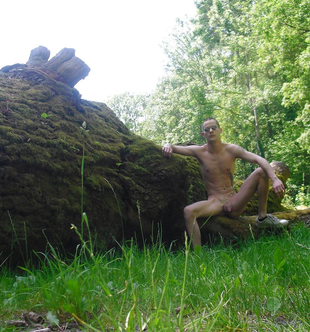11P Nude Teen in Public