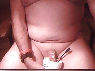 25P Fucking my own Ass with toys and stuff up my ass on webcam!
