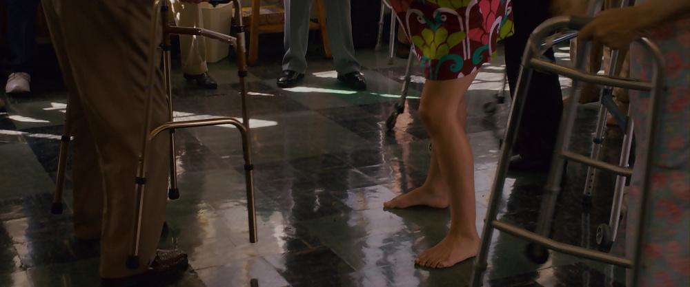 25P Katharine McPhee - Legs & Feet