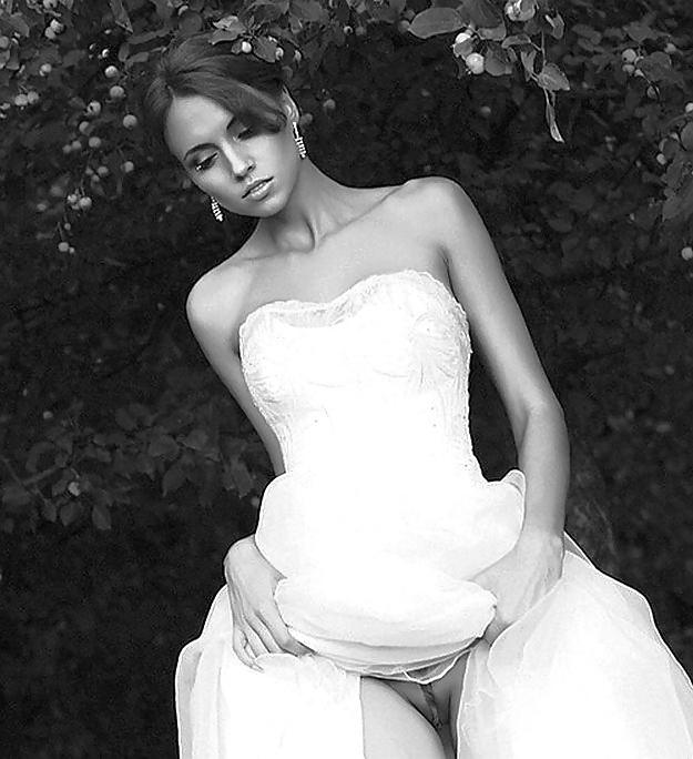 10P Here CUMS The Bride 18