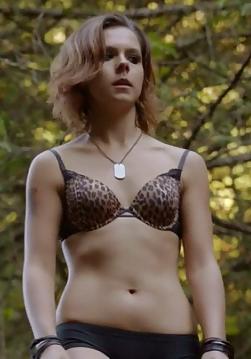 9P Actrice Paloma Kwiatkowski (from Bates Motel)