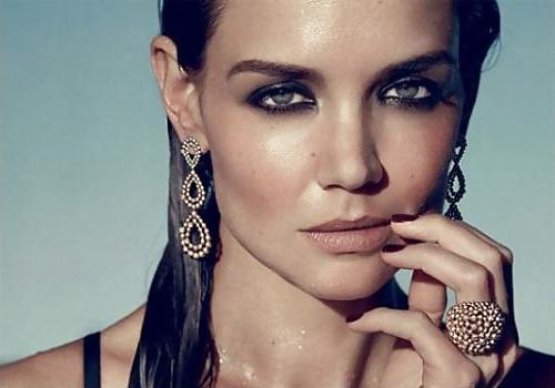 7P Katie Holmes Topless
