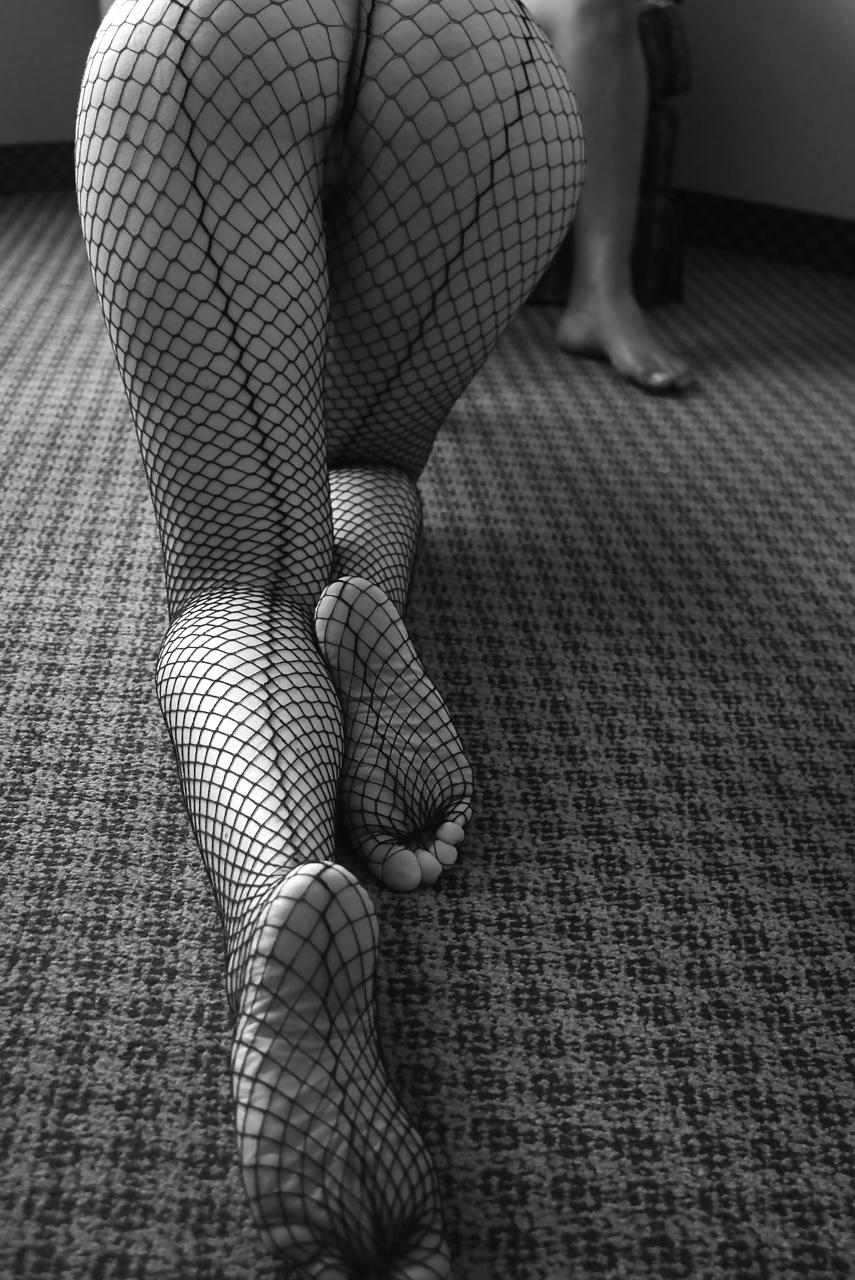 25P Legs 'n Feet