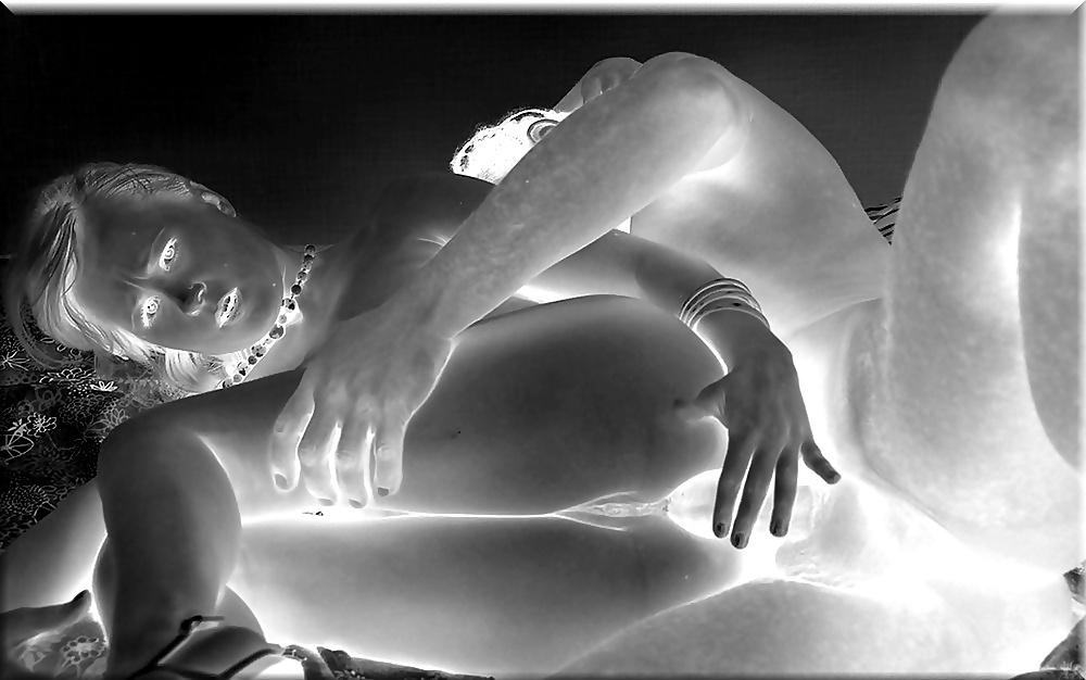 23P Lion's Art of Porn: Glowing Lust ! (1)