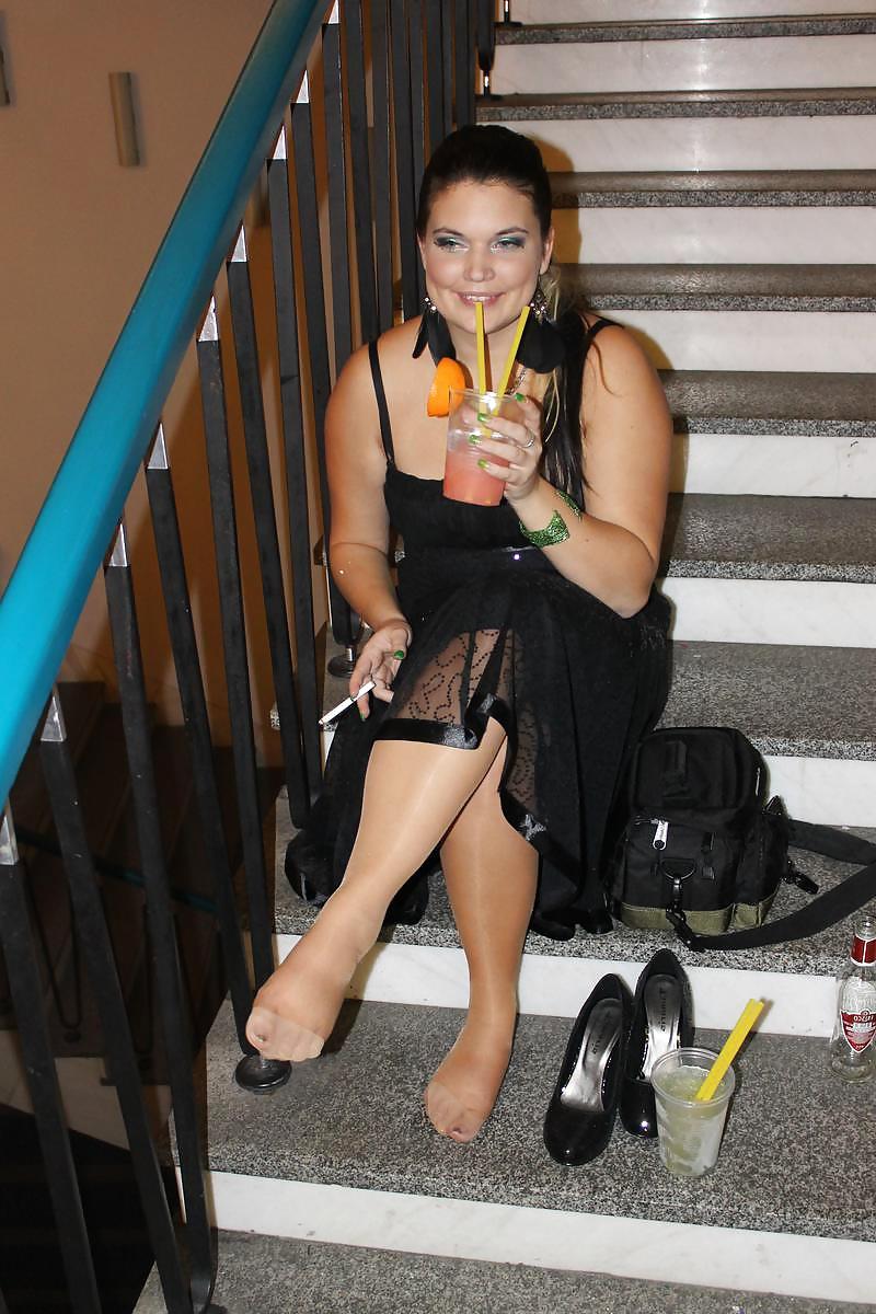 25P July 2014 party Girls Feet and Legs