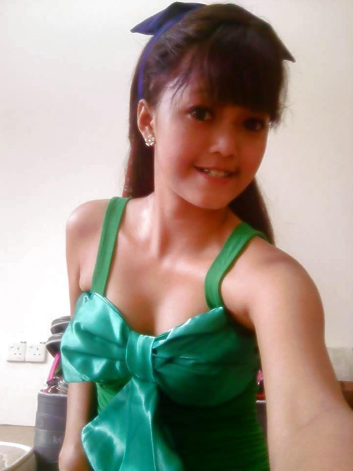 15P Hanie Malay tasty nipples and cute pussy  (ORIGINAL)