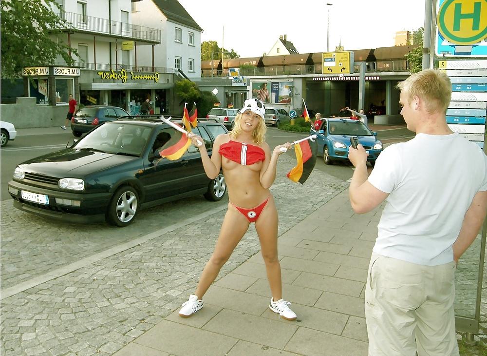 18P Yvonne flashing in Public for Germany