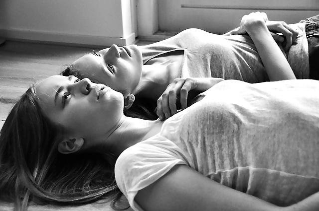 25P Lesbian art pics XXXIV