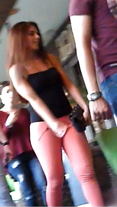 25P Very hot tanned bitch in tight pants touch of cameltoe