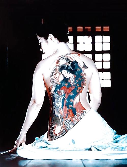 25P Artful Art Of Body Art: Ink #22