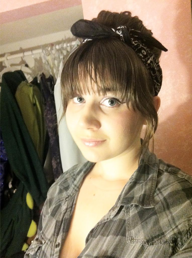 25P Cute chubby chav