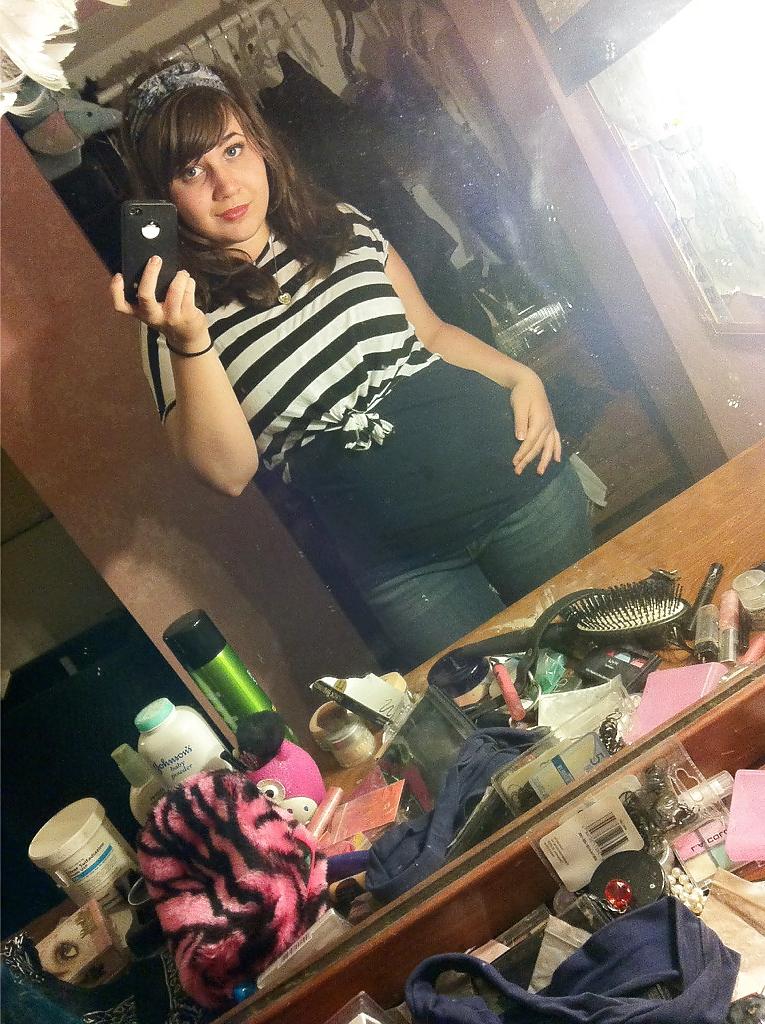 25P Cute chubby chav