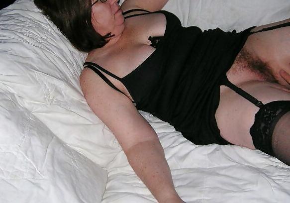 8P Wanting big black cock