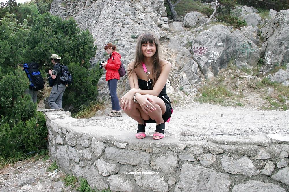 23P Nude in Public Melena 