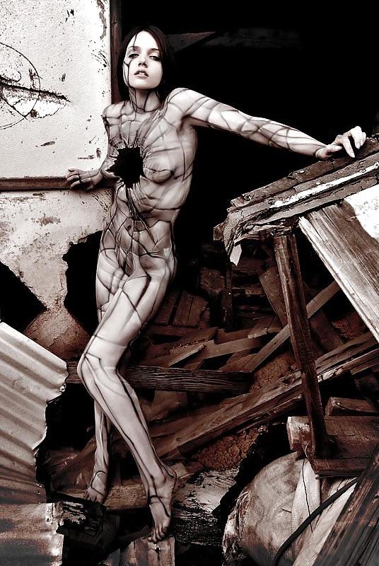 7P Body paint art ....