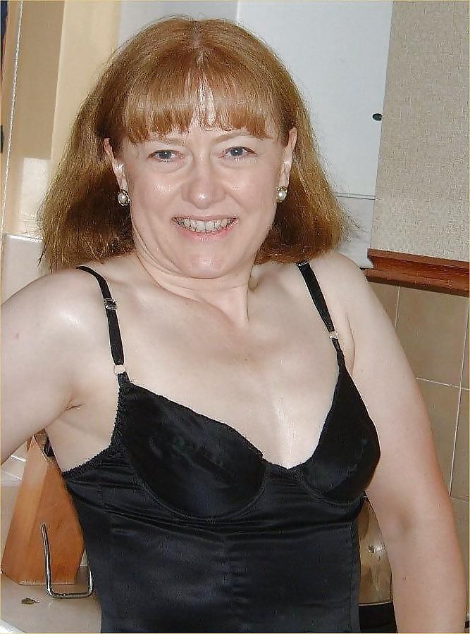 25P Mature bitch